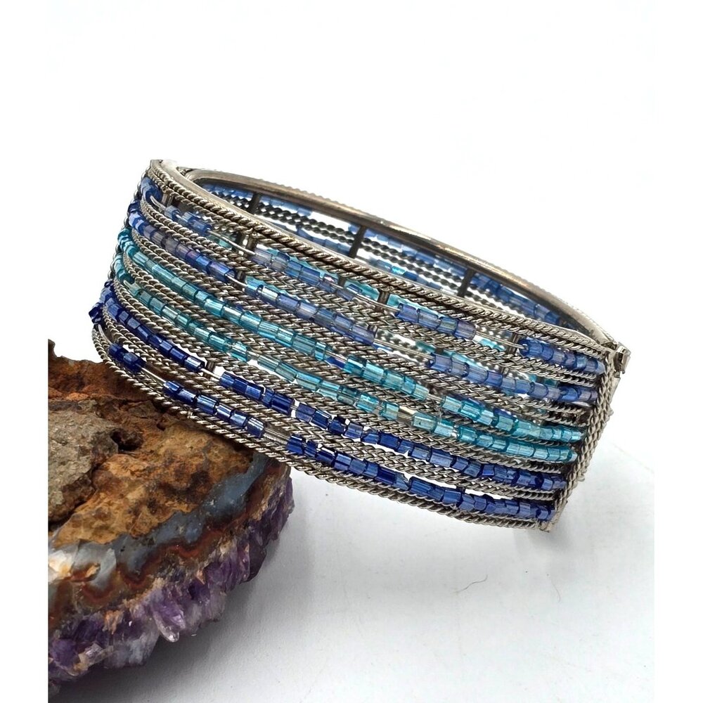 VTG Silver Tone Hinged Wire Lattice Work Cuff Bracelet 7.5" Blue Glass Seed Bead - Picture 6 of 6